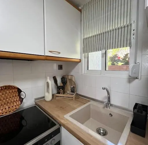 Vista Del Mar House-perfect For Families & Couples 度假居 卡桑德里亚