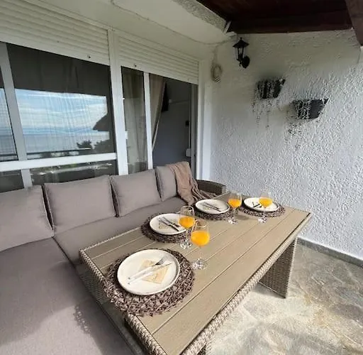 Vista Del Mar House-perfect For Families & Couples 卡桑德里亚